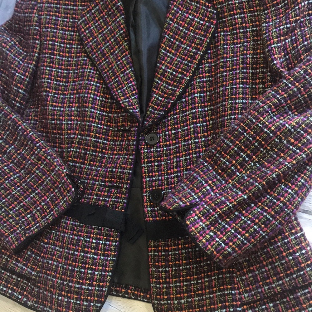 Tahari Arthur Levine size 6 blazer - Picture 5 of 8
